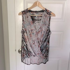 Veronica M multi colored Southwestern pattern blouse in size L